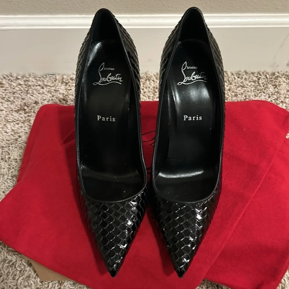 LIKE NEW AUTHENTIC LOUBOUTIN KATE 100 - PATENT BIRD Heels 👠 - Picture 3 of 13